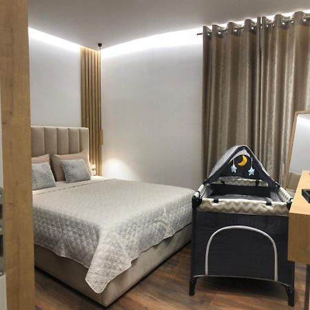 Alajs Apartament Vlorë Exteriér fotografie